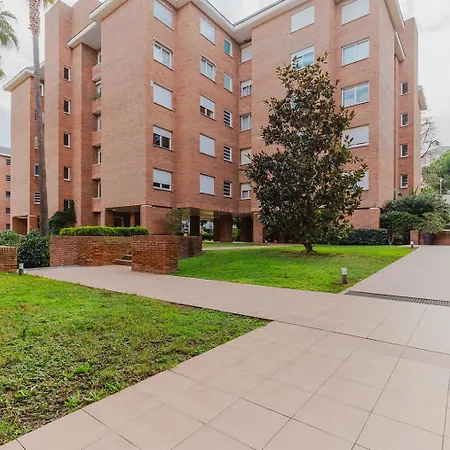 Blueground Pedralbes Pool Garden Ac Bcn-175 Appartamento *