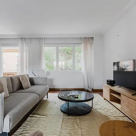 Appartamento Blueground Pedralbes Pool Garden Ac Bcn-175