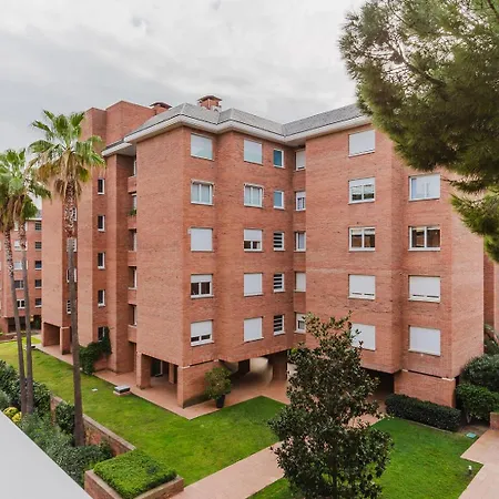 Appartamento Blueground Pedralbes Pool Garden Ac Bcn-175